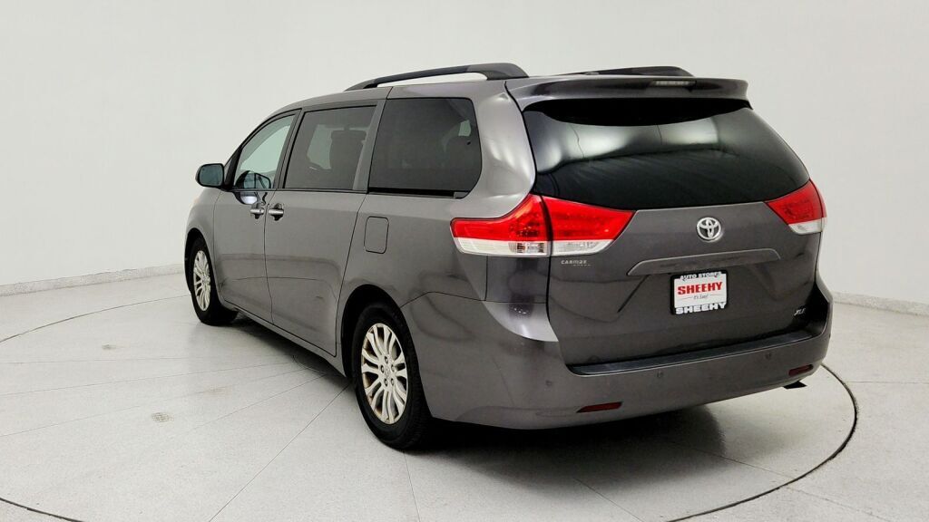 2014 Toyota Sienna XLE Laurel MD
