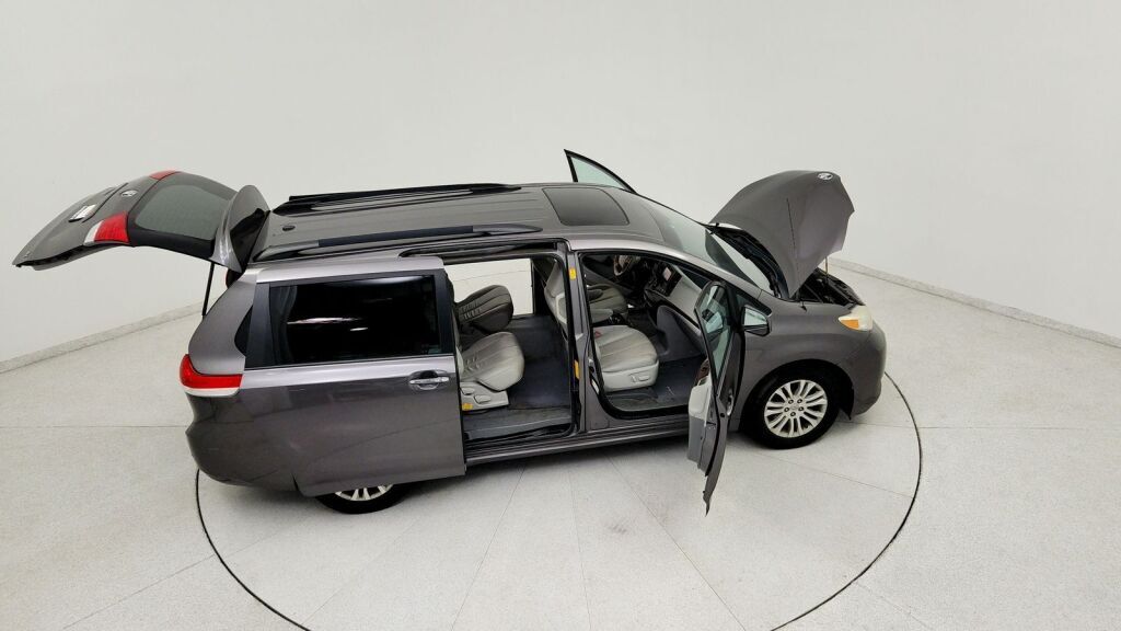 2014 Toyota Sienna XLE Laurel MD