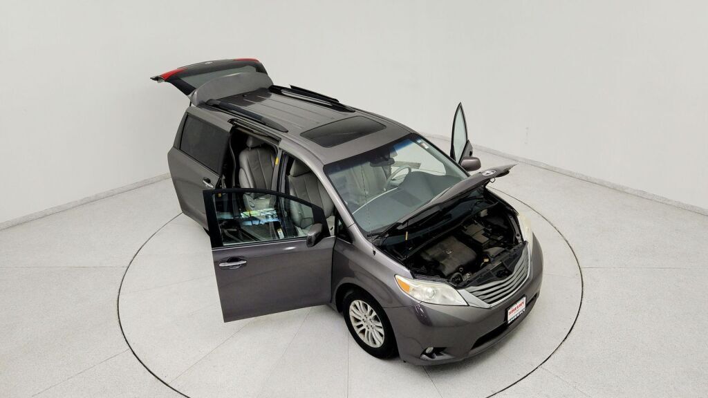 2014 Toyota Sienna XLE Laurel MD