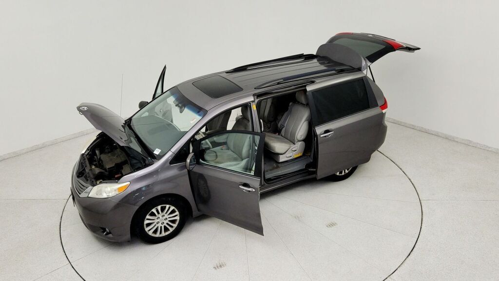2014 Toyota Sienna XLE Laurel MD