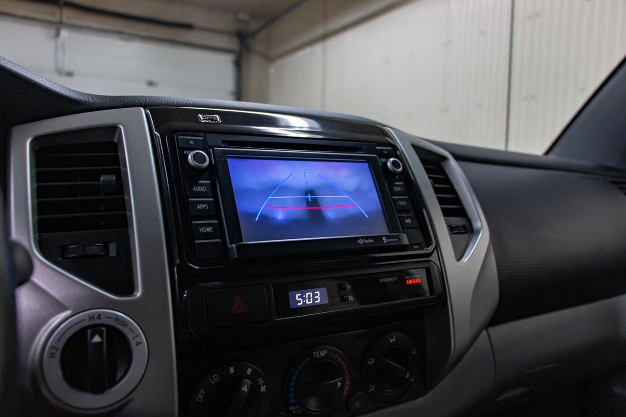 2014 Toyota Tacoma 4X4 DOUBLE-CAB SR5 Red Deer AB