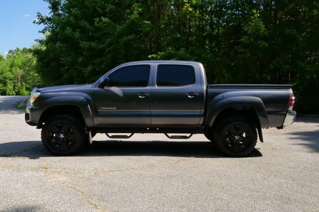 2014 Toyota Tacoma PreRunner / Extra Value Package / Entune Audio! High Point NC