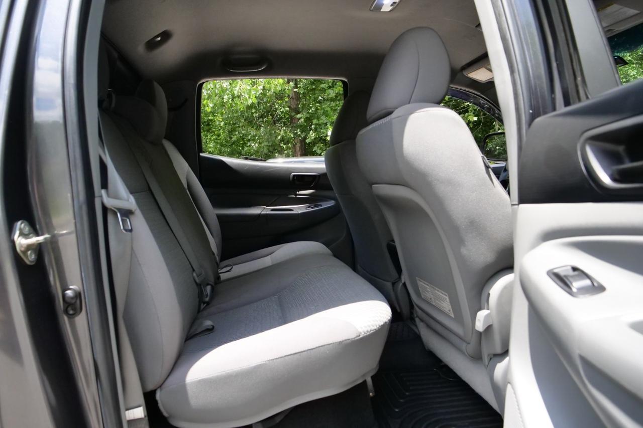 2014 Toyota Tacoma PreRunner / Tow Package / Entune Audio / V6! Lincolnton NC