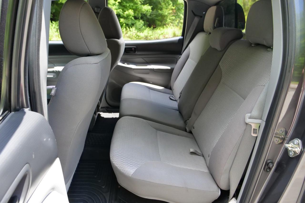 2014 Toyota Tacoma PreRunner / Tow Package / Entune Audio / V6! Lincolnton NC