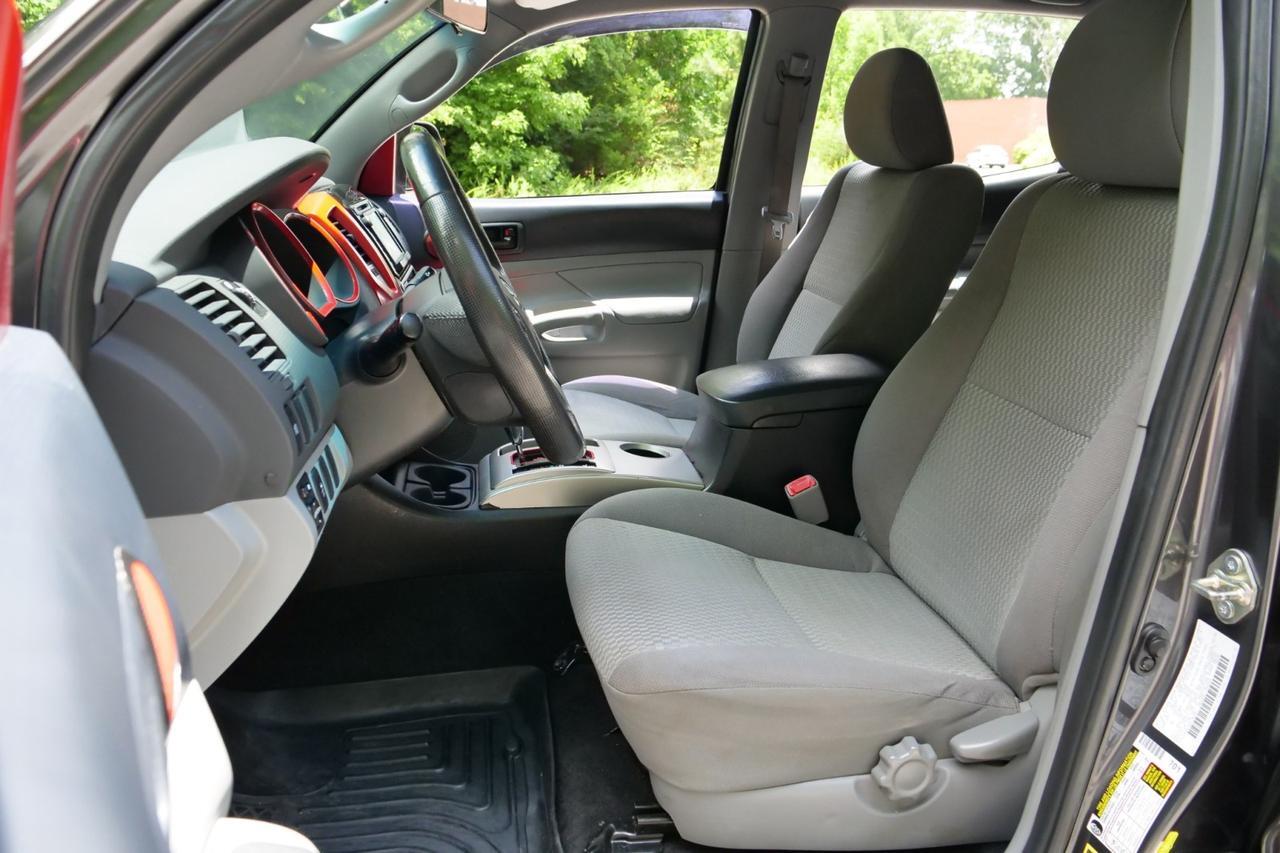 2014 Toyota Tacoma PreRunner / Tow Package / Entune Audio / V6! Lincolnton NC