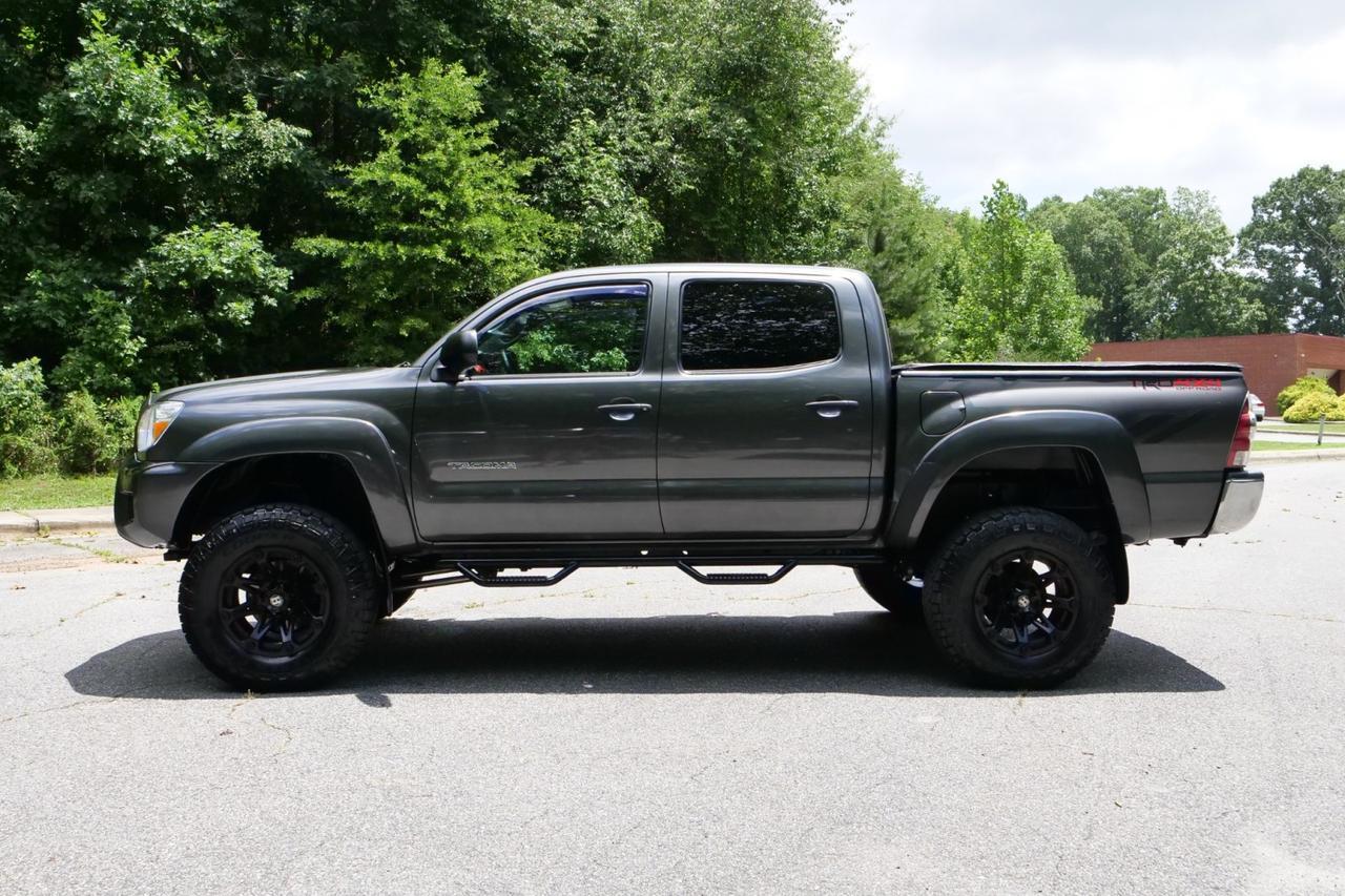 2014 Toyota Tacoma PreRunner / Tow Package / Entune Audio / V6! Lincolnton NC