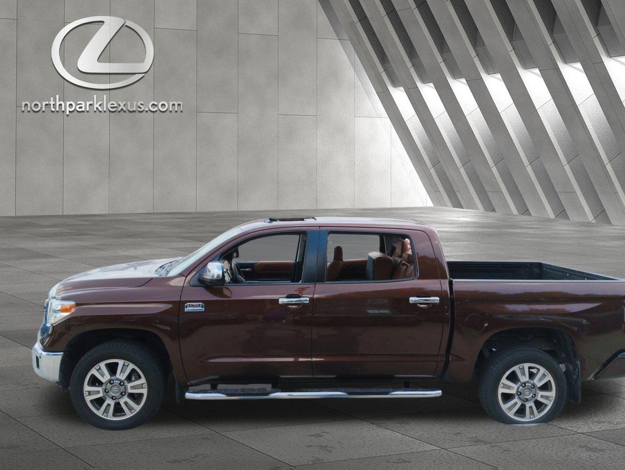 2014 Toyota Tundra 4WD Truck