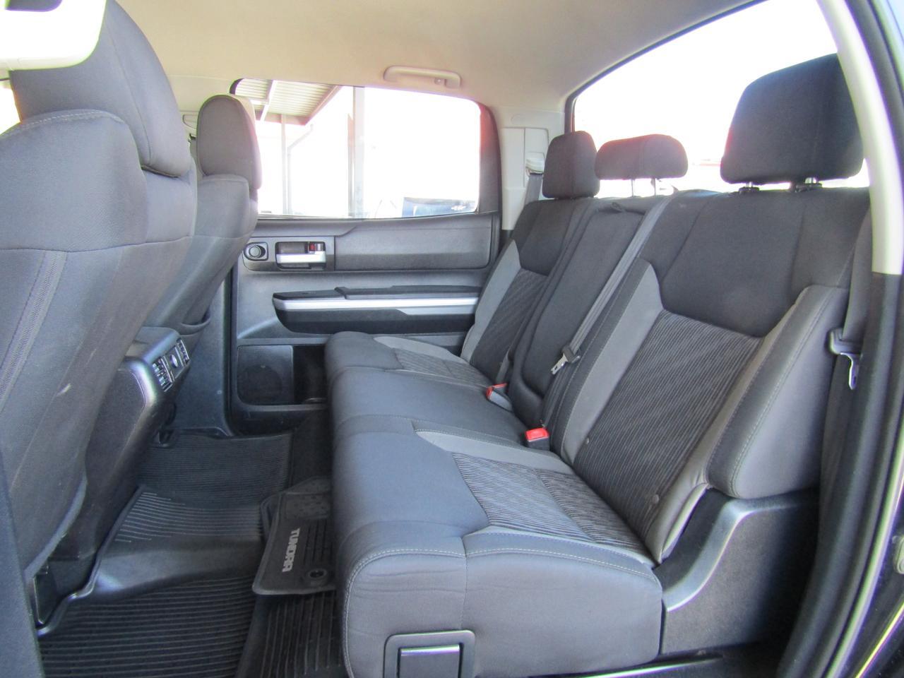 2014 Toyota Tundra CrewMax 4.6L V8 6-Spd AT SR5 (Natl) Grand Prairie TX