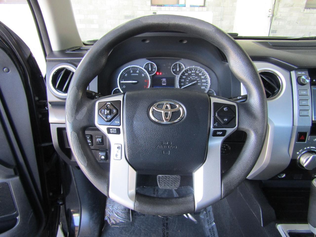 2014 Toyota Tundra CrewMax 4.6L V8 6-Spd AT SR5 (Natl) Grand Prairie TX