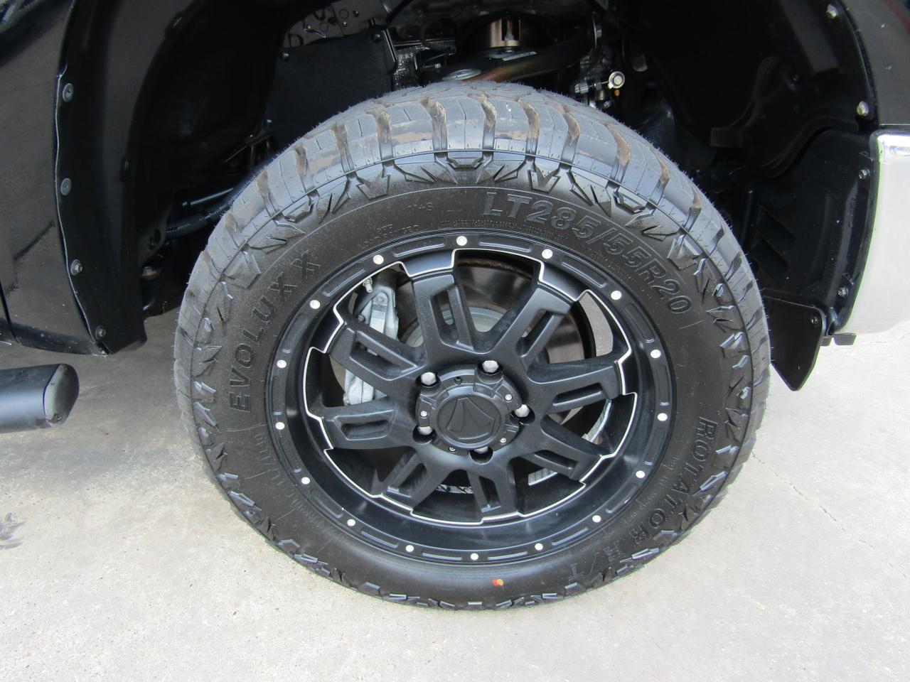 2014 Toyota Tundra CrewMax 4.6L V8 6-Spd AT SR5 (Natl) Grand Prairie TX