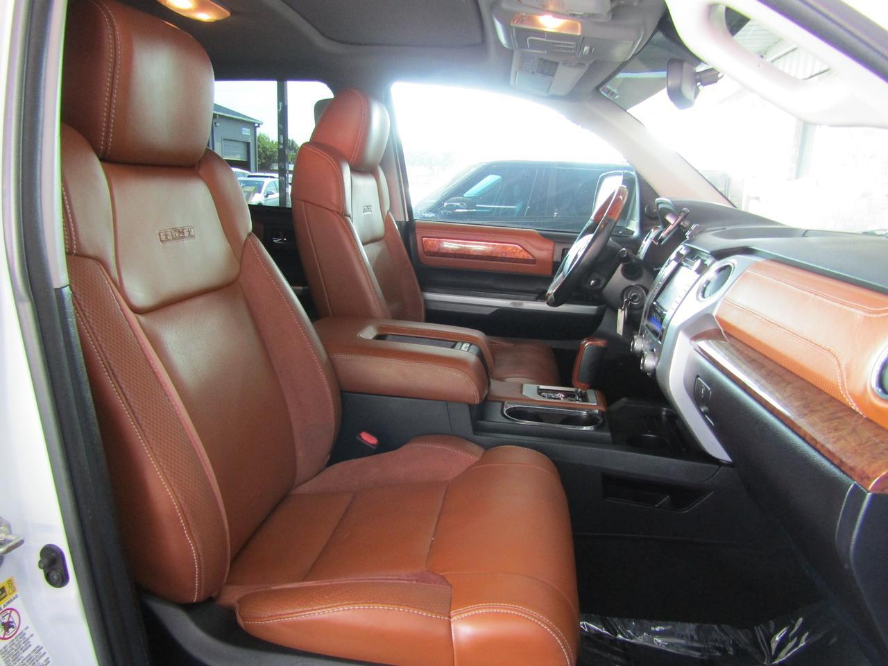 2014 Toyota Tundra CrewMax 5.7L FFV V8 6-Spd AT Platinum (Natl) Grand Prairie TX