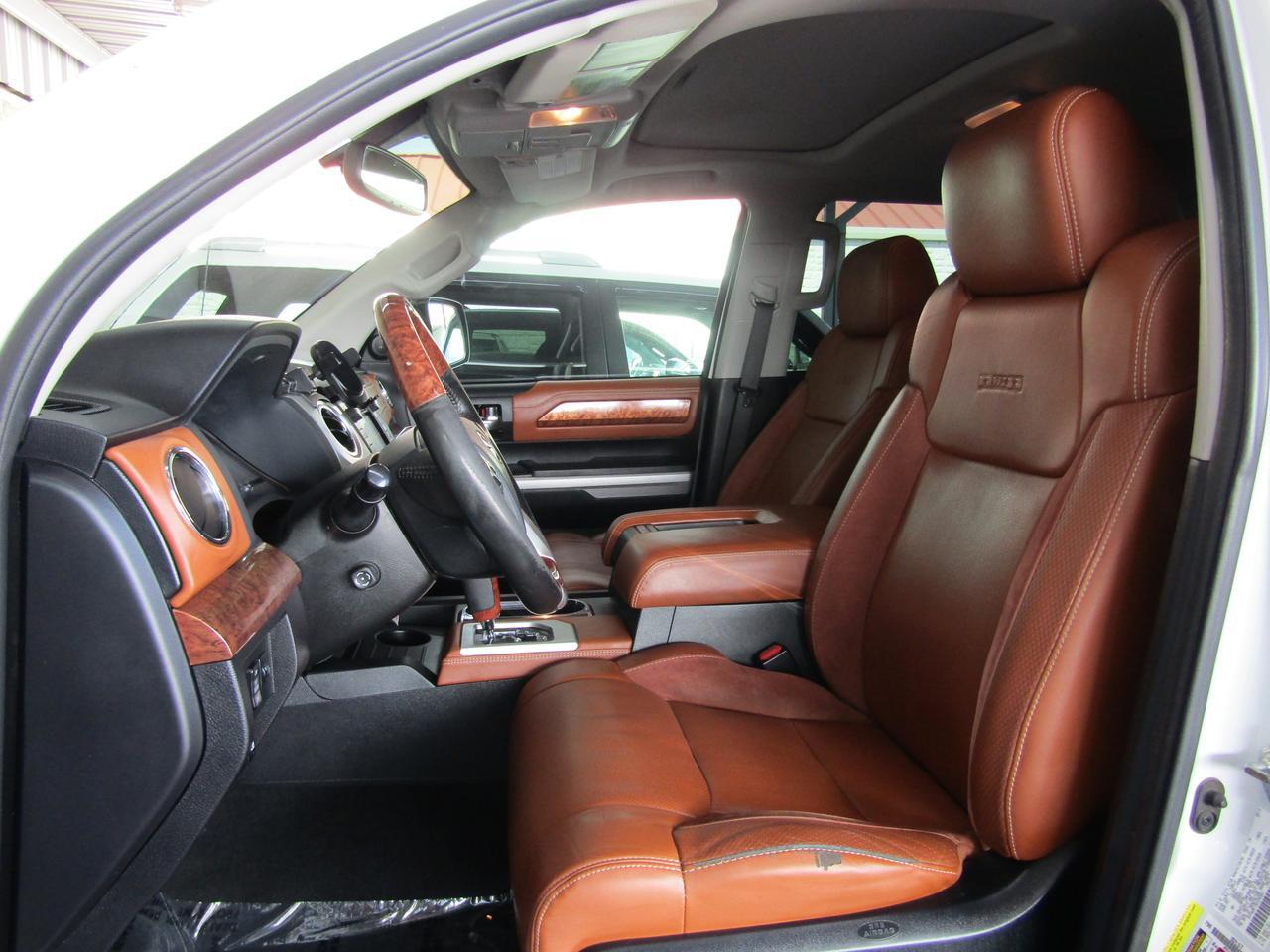 2014 Toyota Tundra CrewMax 5.7L FFV V8 6-Spd AT Platinum (Natl) Grand Prairie TX