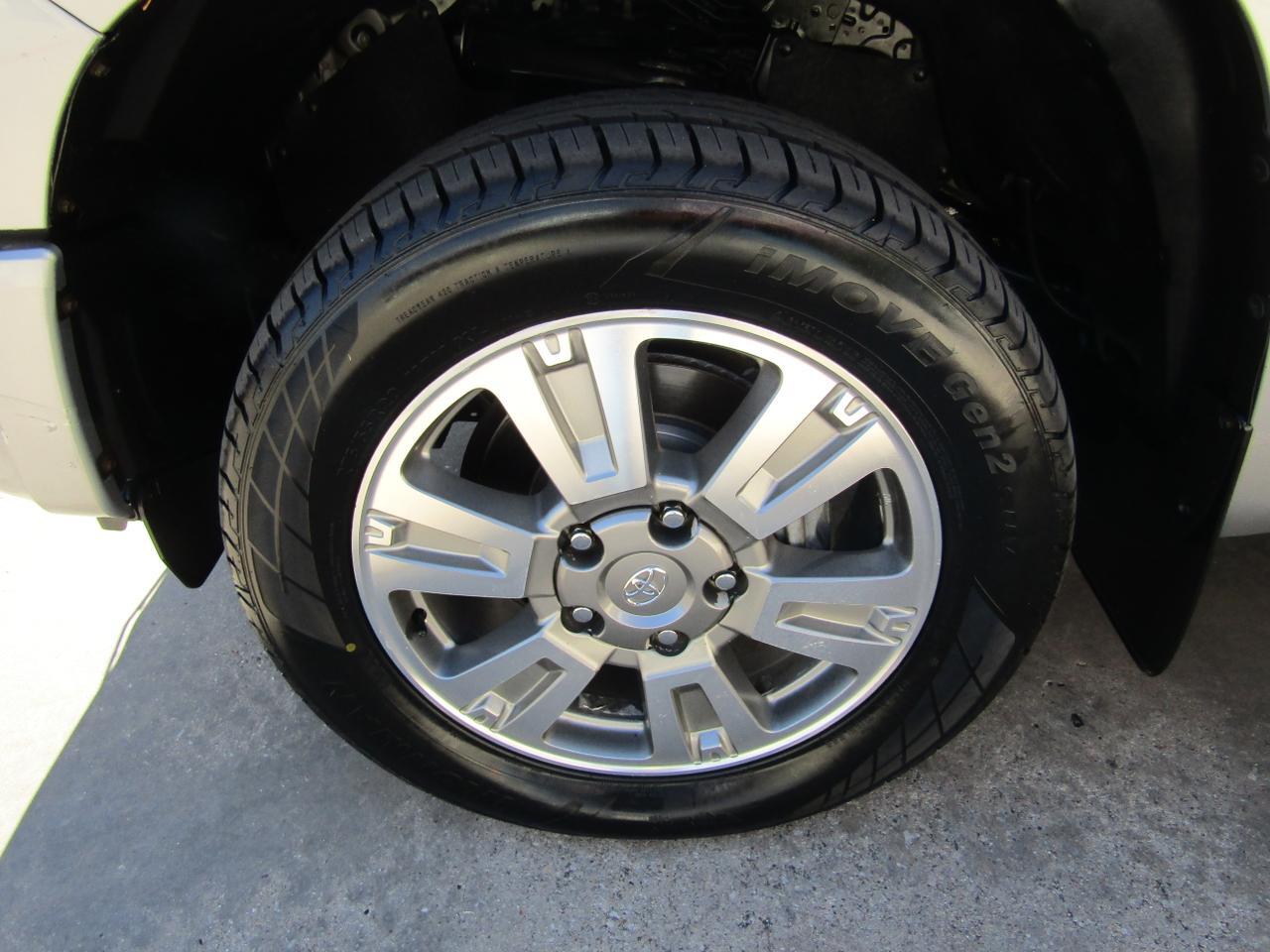 2014 Toyota Tundra CrewMax 5.7L FFV V8 6-Spd AT Platinum (Natl) Grand Prairie TX