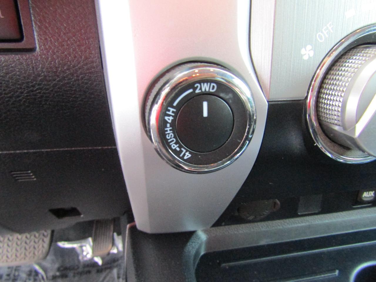 2014 Toyota Tundra CrewMax 5.7L V8 6-Spd AT SR5 (Natl) Grand Prairie TX