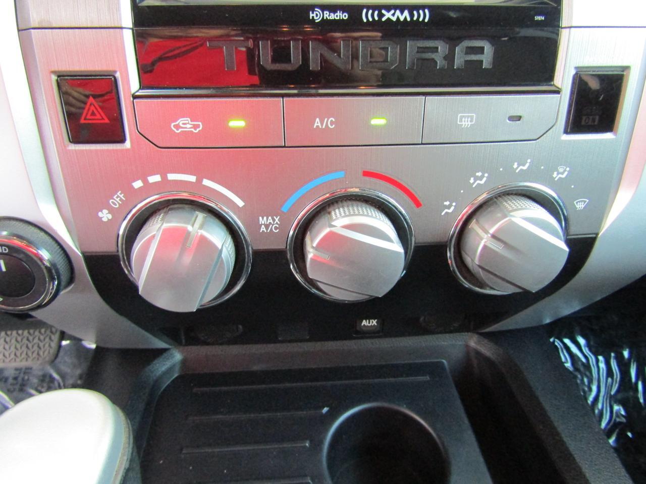2014 Toyota Tundra CrewMax 5.7L V8 6-Spd AT SR5 (Natl) Grand Prairie TX