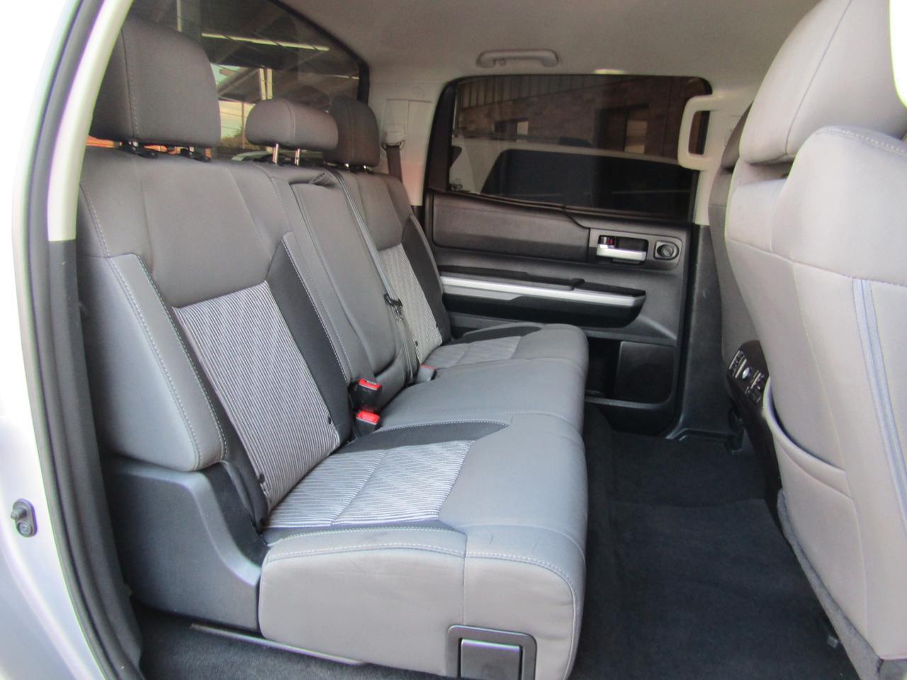 2014 Toyota Tundra CrewMax 5.7L V8 6-Spd AT SR5 (Natl) Grand Prairie TX