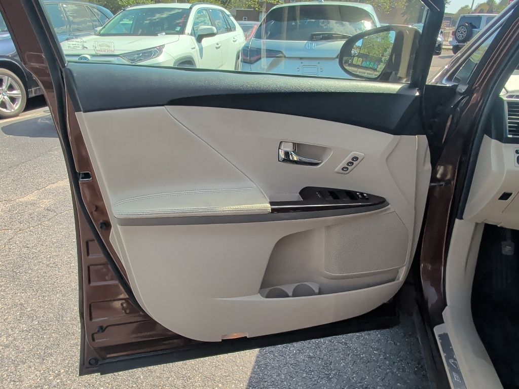 2014 Toyota Venza XLE Worcester MA