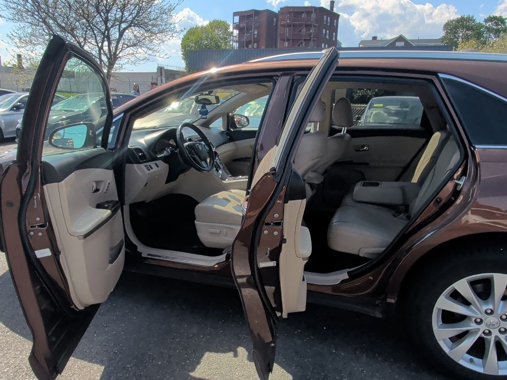 2014 Toyota Venza XLE Worcester MA