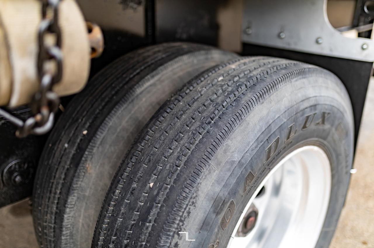 2014 Transcraft Eagle Hiboy 53 Ft Tandem Axle Flat Deck Trailer Red Deer AB