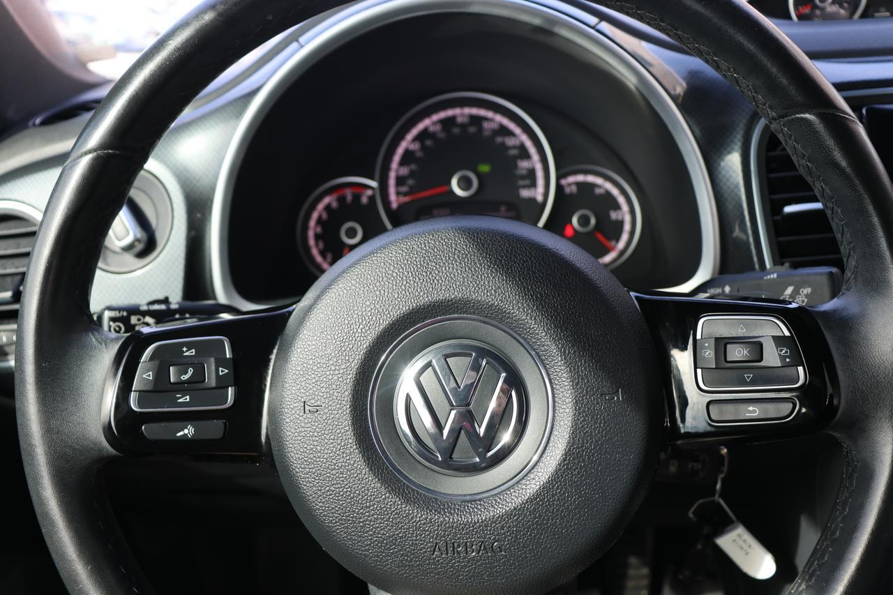 2014 VOLKSWAGEN BEETLE TURBO Houston TX