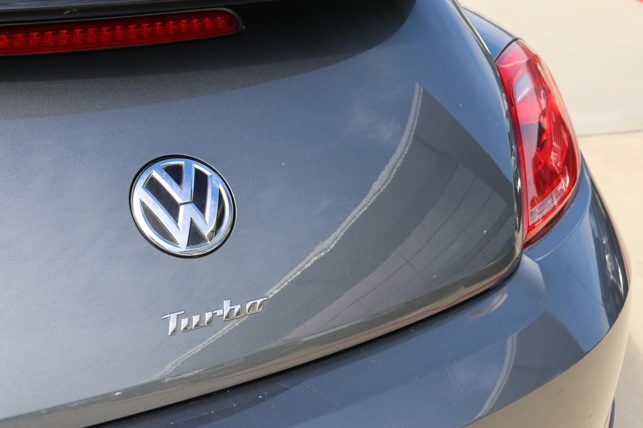 2014 VOLKSWAGEN BEETLE TURBO Houston TX