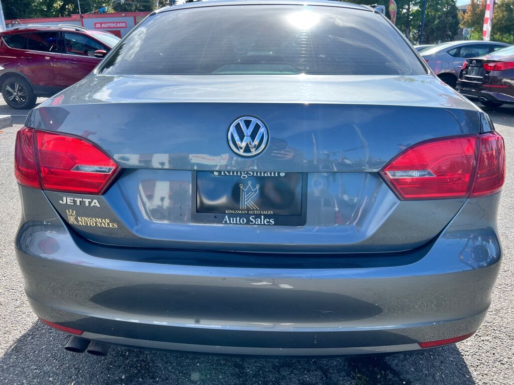 2014 VOLKSWAGEN JETTA BASE Des Moines WA