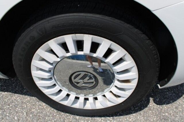 2014 Volkswagen Beetle 1.8T Convertible Melbourne FL