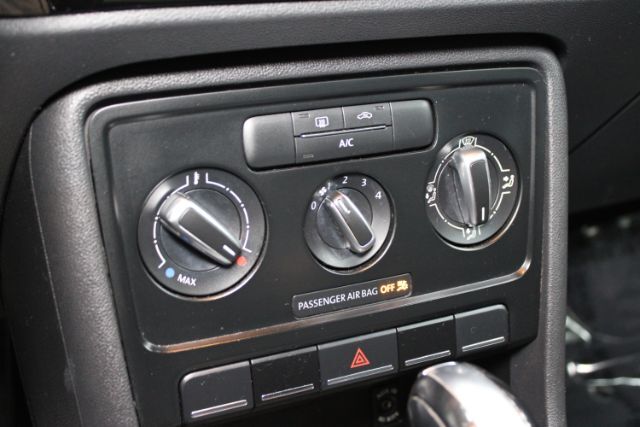 2014 Volkswagen Beetle 2.5L Entry Chantilly VA