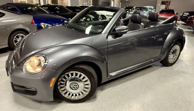 2014 Volkswagen Beetle 2dr Convertible