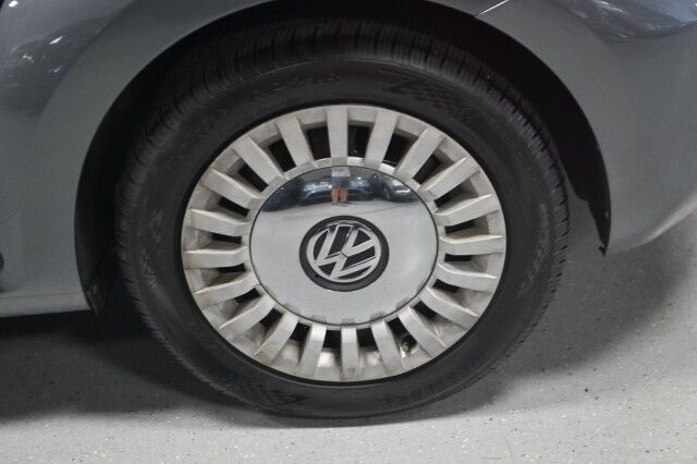 2014 Volkswagen Beetle 2dr Convertible Chicago IL