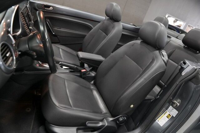 2014 Volkswagen Beetle 2dr Convertible Chicago IL
