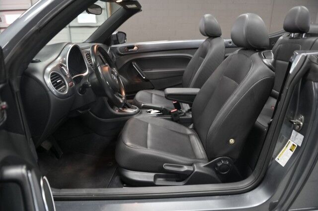 2014 Volkswagen Beetle 2dr Convertible Chicago IL