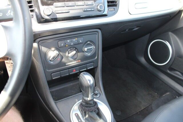 2014 Volkswagen Beetle Convertible 1.8T Melbourne FL