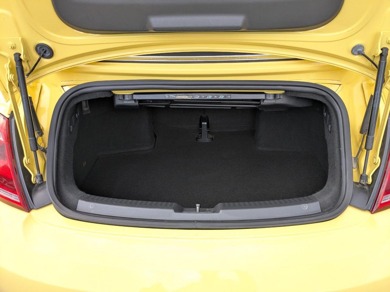 2014 Volkswagen Beetle Convertible 2.0L TDI San Antonio TX