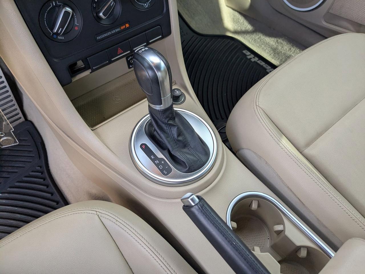 2014 Volkswagen Beetle Convertible 2.0T R-Line San Antonio TX