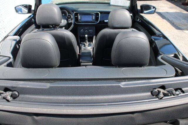 2014 Volkswagen Beetle Convertible 2.5L Melbourne FL