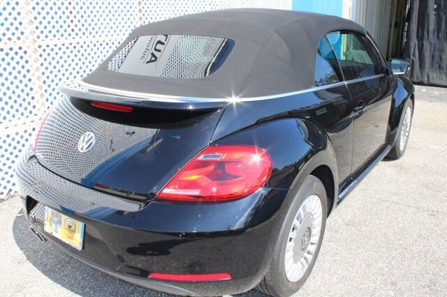 2014 Volkswagen Beetle Convertible 2.5L Melbourne FL