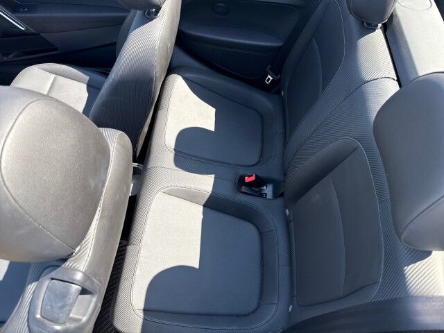 2014 Volkswagen Beetle Convertible 2.5L Springfield IL