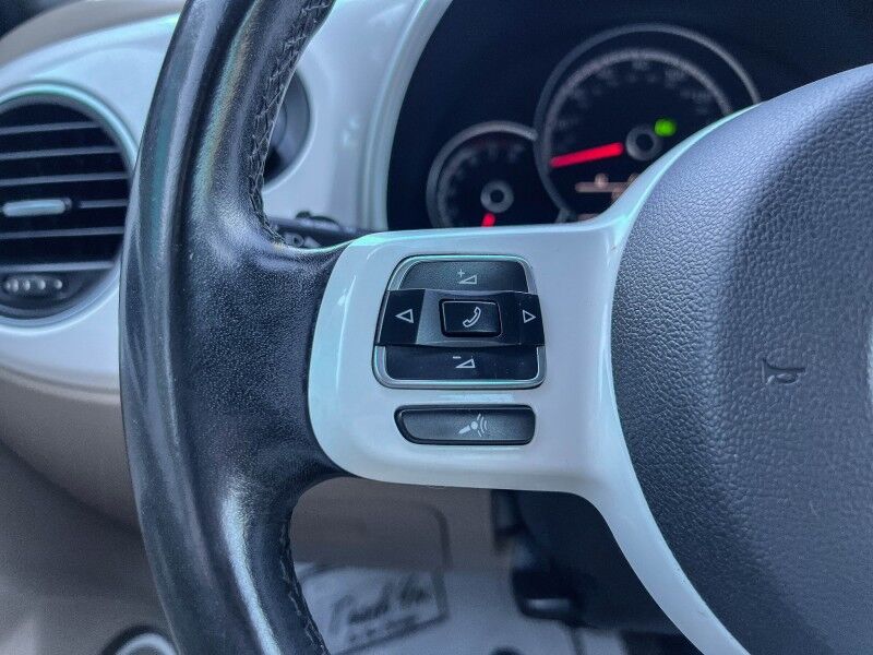 2014 Volkswagen Beetle Convertible 2.5L w/Sound/Nav Wilmington NC