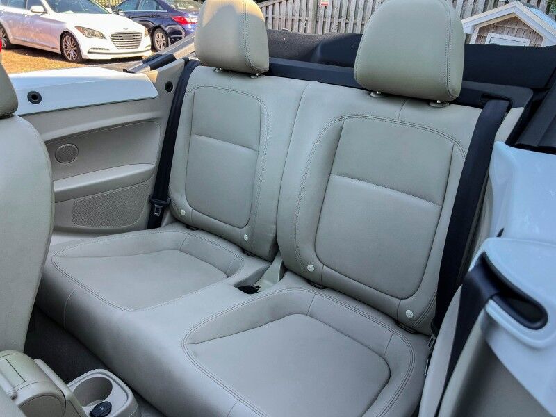 2014 Volkswagen Beetle Convertible 2.5L w/Sound/Nav Wilmington NC