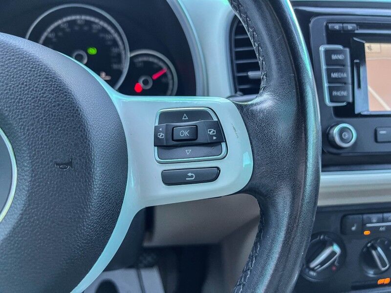 2014 Volkswagen Beetle Convertible 2.5L w/Sound/Nav Wilmington NC