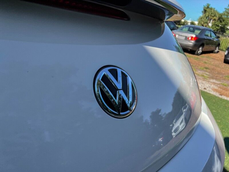 2014 Volkswagen Beetle Convertible 2.5L w/Sound/Nav Wilmington NC