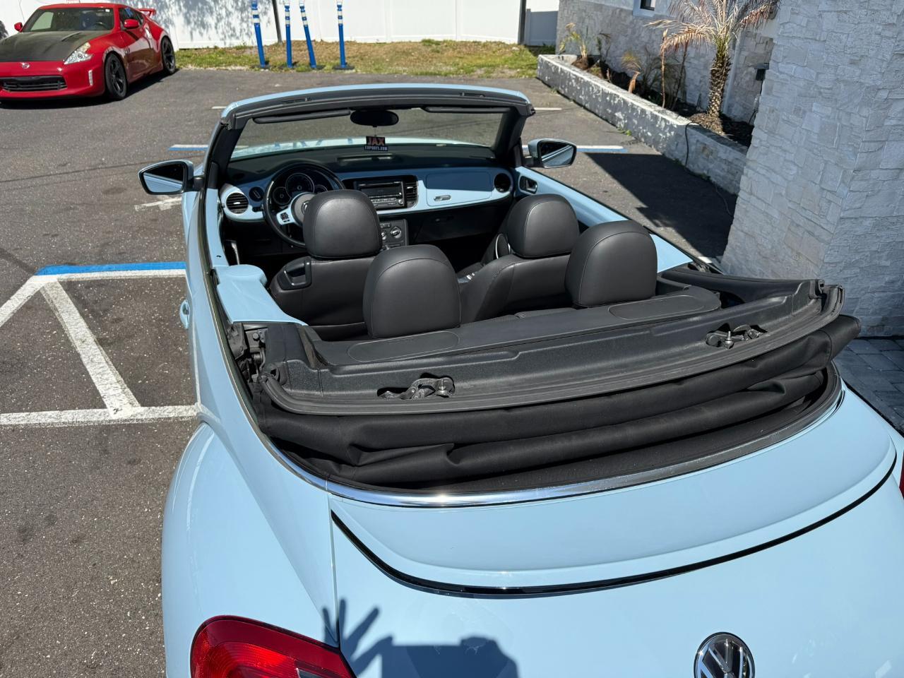2014 Volkswagen Beetle Convertible 2dr Auto 1.8T PZEV Jacksonville FL