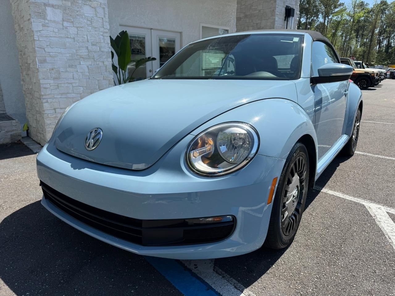 2014 Volkswagen Beetle Convertible 2dr Auto 1.8T PZEV Jacksonville FL