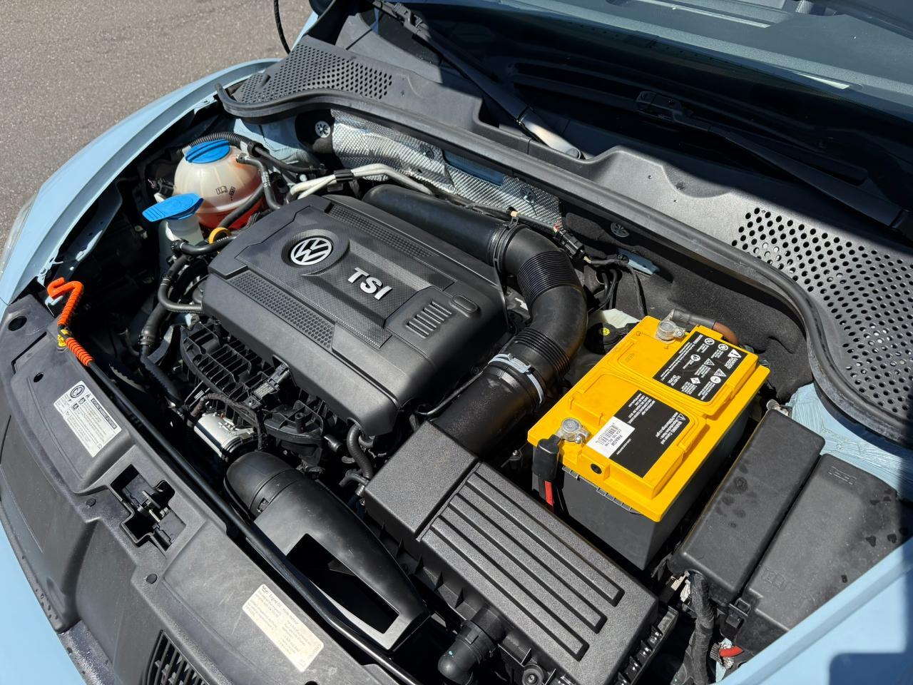 2014 Volkswagen Beetle Convertible 2dr Auto 1.8T PZEV Jacksonville FL