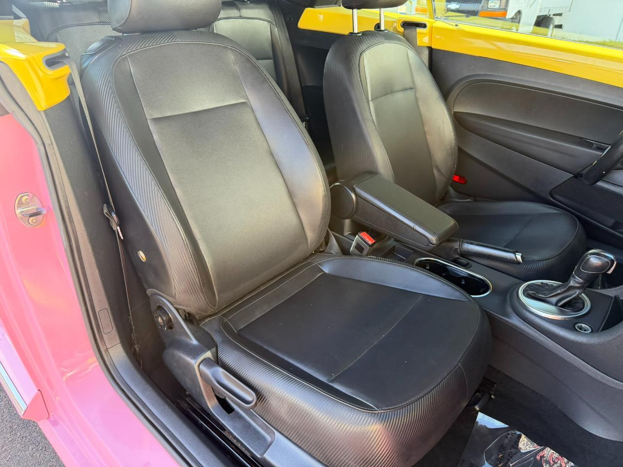 2014 Volkswagen Beetle Convertible 2dr Auto 1.8T PZEV Jacksonville FL
