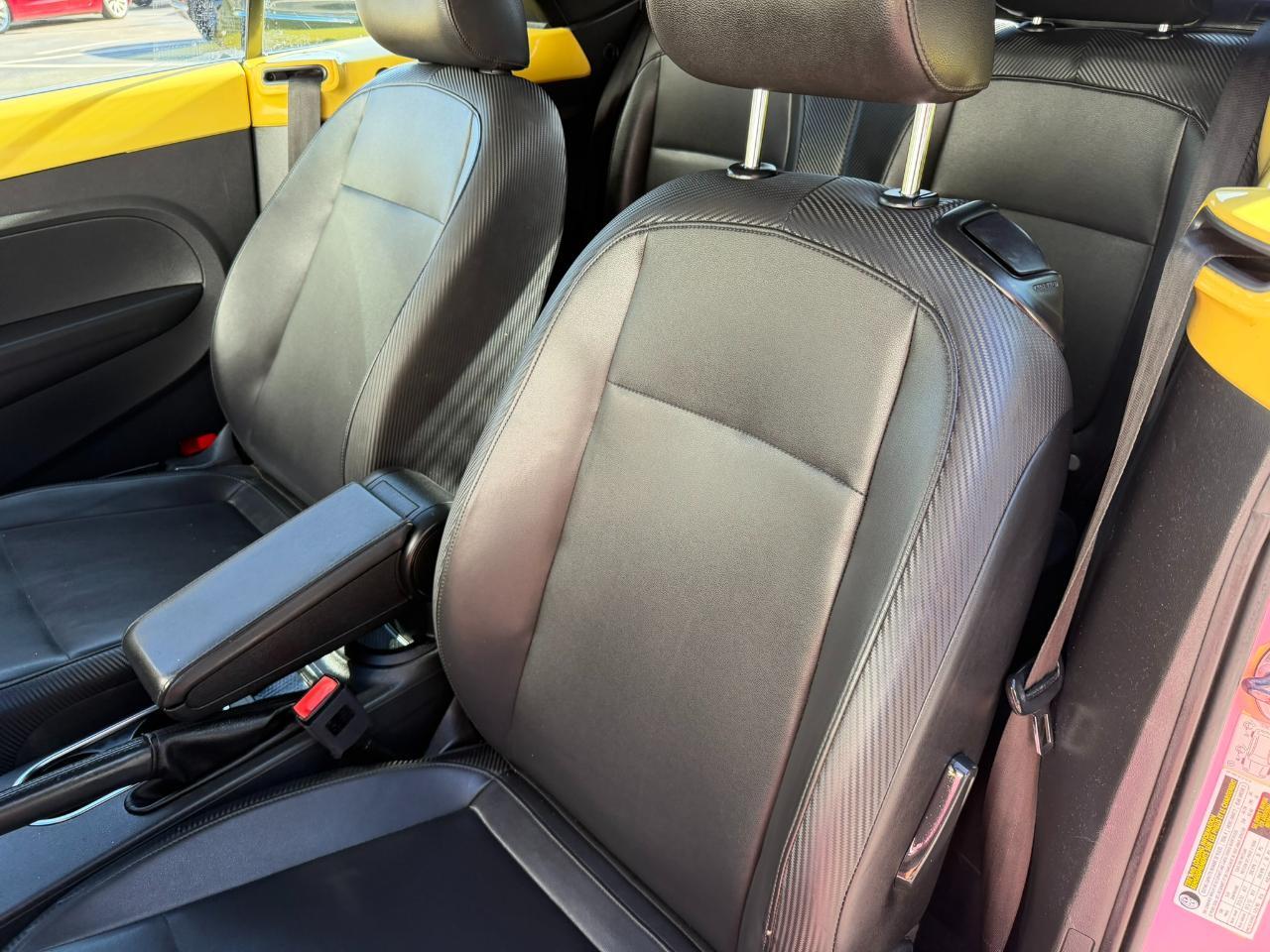 2014 Volkswagen Beetle Convertible 2dr Auto 1.8T PZEV Jacksonville FL