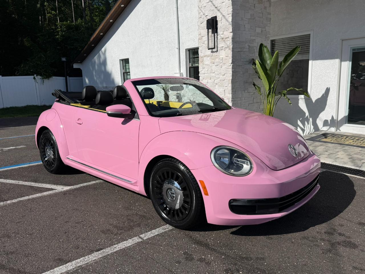 2014 Volkswagen Beetle Convertible 2dr Auto 1.8T PZEV Jacksonville FL