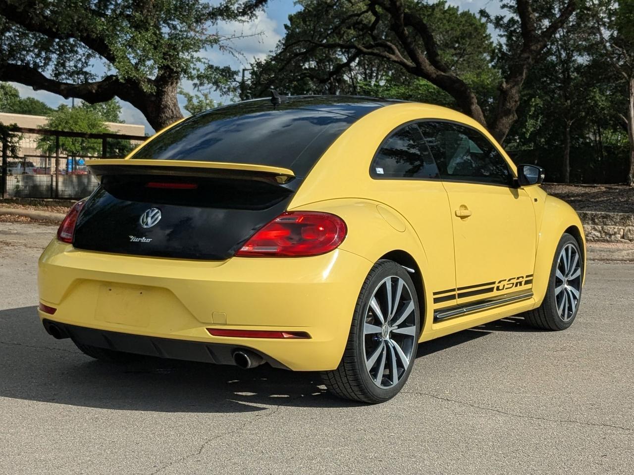 2014 Volkswagen Beetle Coupe 2.0T Turbo R-Line