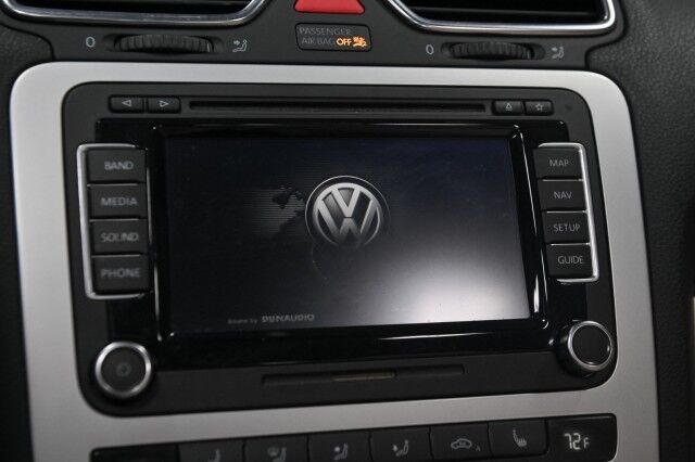 2014 Volkswagen Eos Executive 2dr Convertible Chicago IL